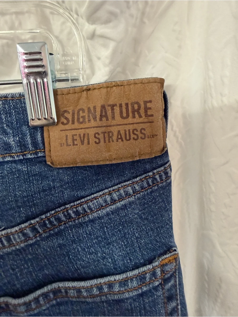 Levi's Men's Medium Blue Straight Jeans